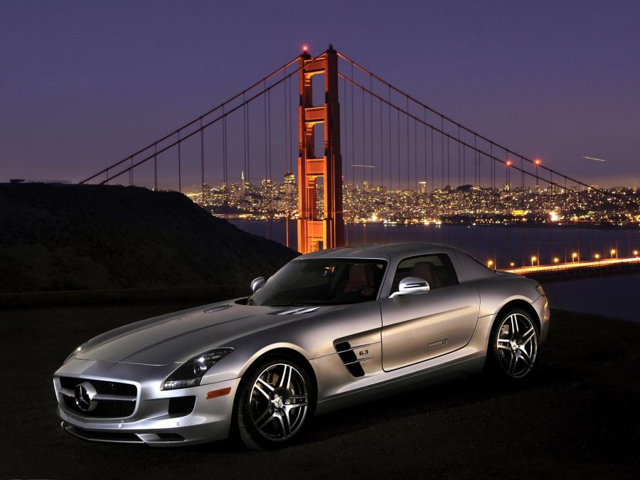  Mercedes-Benz SLS AMG 2010 года  (US) (фото 16 из 43)